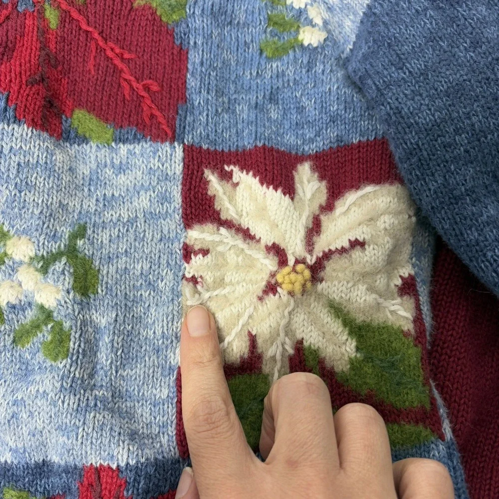 VTG Northern Isles Women‎ Holiday Cardigan Sweater Size S Christmas Poinsettia - Picture 9 of 12